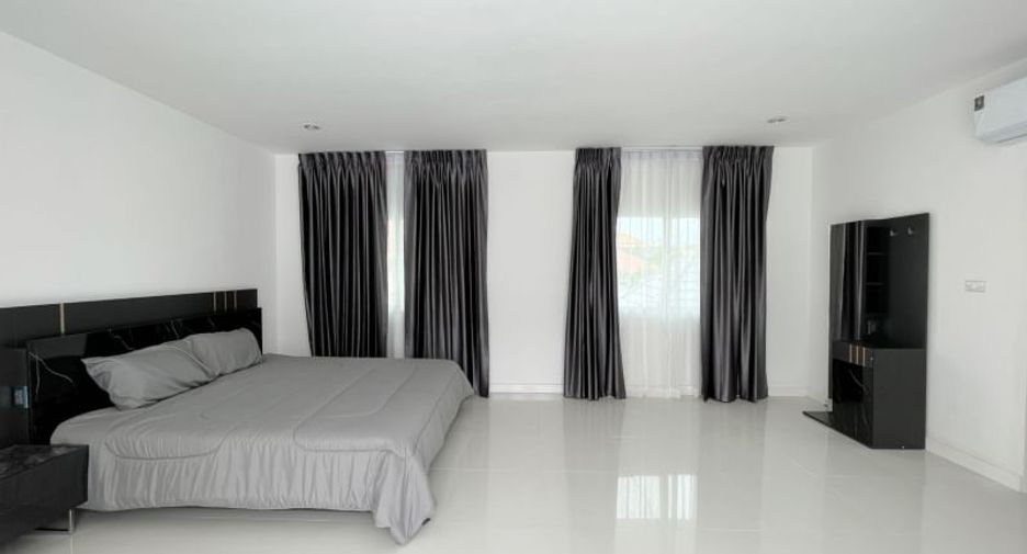 For sale 9 bed villa in Jomtien, Pattaya