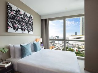 For rent 2 bed serviced apartment in Khlong San, Bangkok
