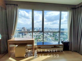 For sale 2 bedrooms condo in Phaya Thai, Bangkok