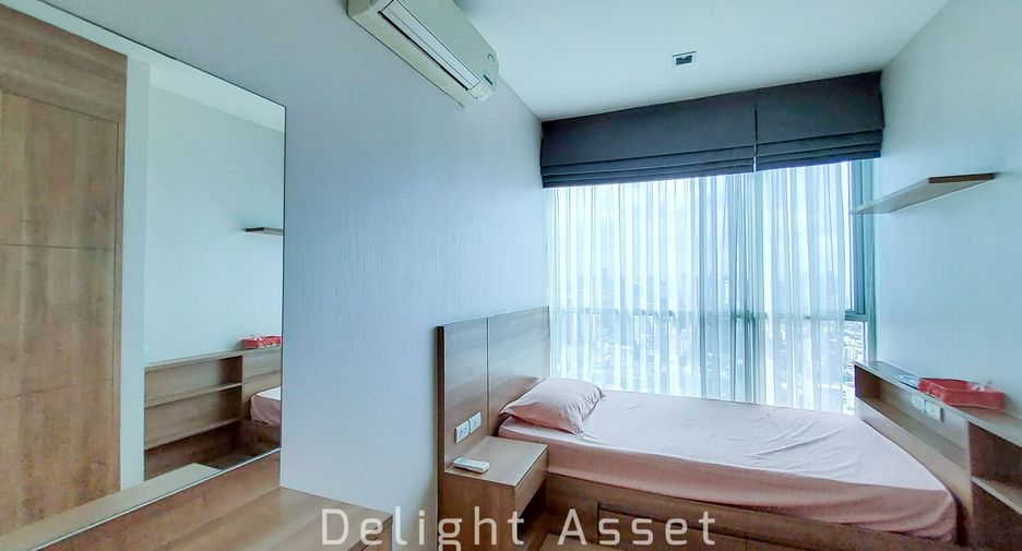 For sale 2 bedrooms condo in Phaya Thai, Bangkok