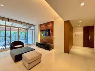 À louer 2 chambres appartement à Watthana, Bangkok