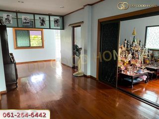 For sale 3 ベッドルーム house in Chom Thong, Bangkok