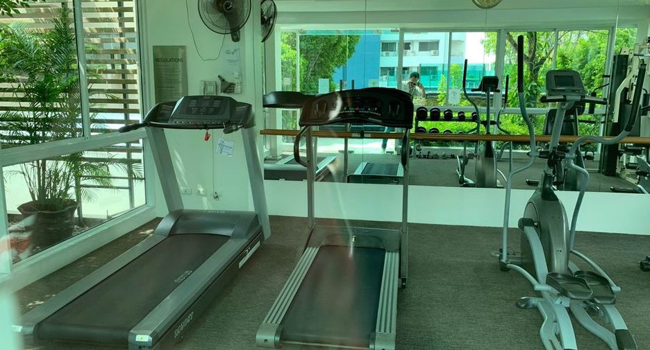 For rent and for sale 3 bedrooms condo in Khlong Toei, Bangkok