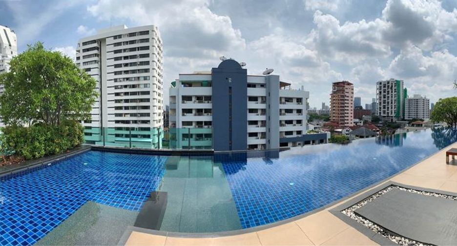 For rent and for sale 3 bedrooms condo in Khlong Toei, Bangkok