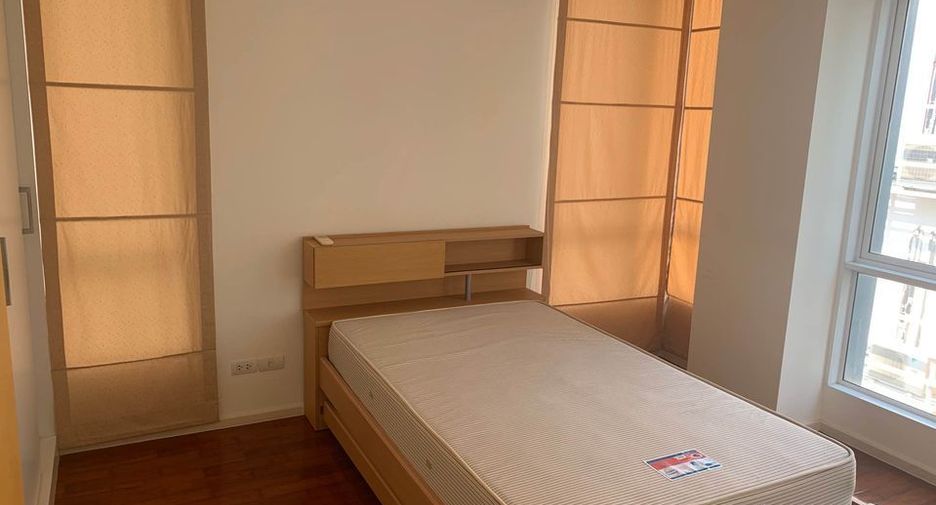 For rent and for sale 3 bedrooms condo in Khlong Toei, Bangkok