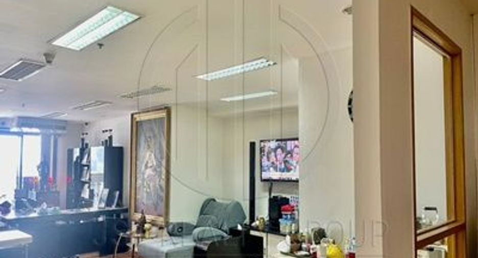 For sale 2 bedrooms condo in Bang Rak, Bangkok