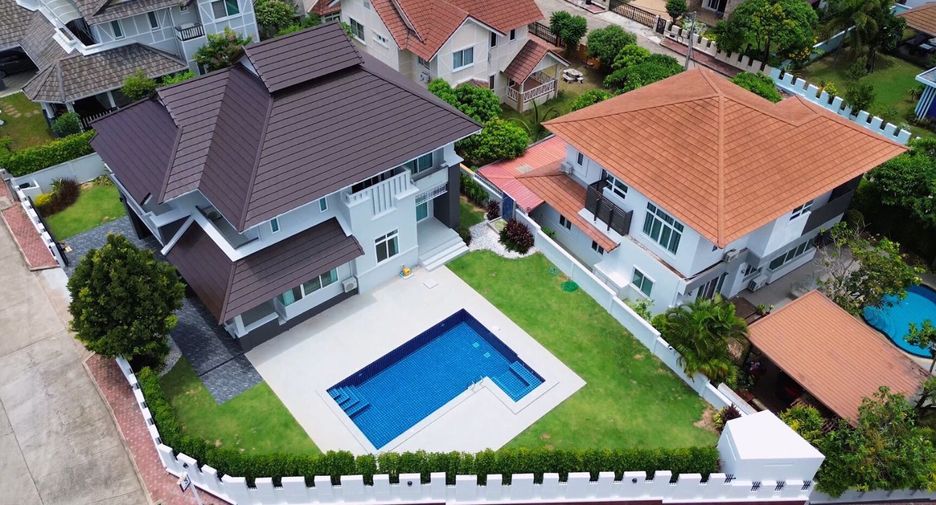 For sale 4 bed house in Bang Lamung, Chonburi