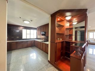 出租 3 卧室 公寓 在 Khlong Toei, 曼谷