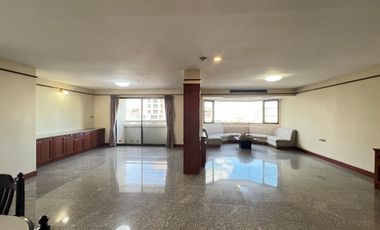 Аренда 3 спальни кондо в Кхлонг Тоеи, Бангкок