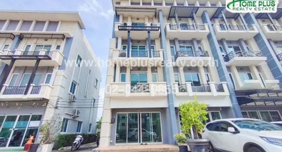 For rent 2 Beds retail Space in Khlong Sam Wa, Bangkok