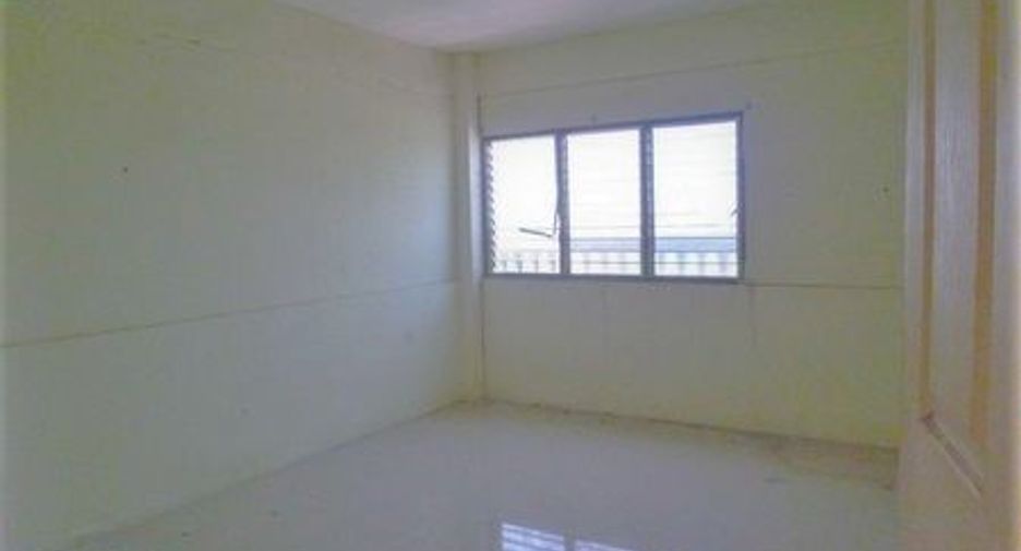 Almacén en venta en Thung Khru, Bangkok