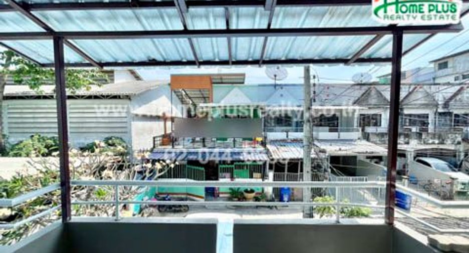 À vendre 2 chambres maison de ville à Bang Sao Thong, Samut Prakan