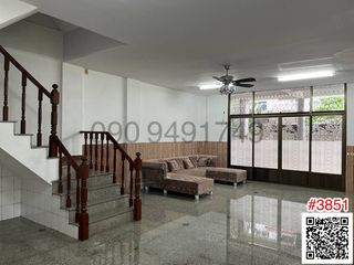 For rent 3 bedrooms townhouse in Rat Burana, Bangkok