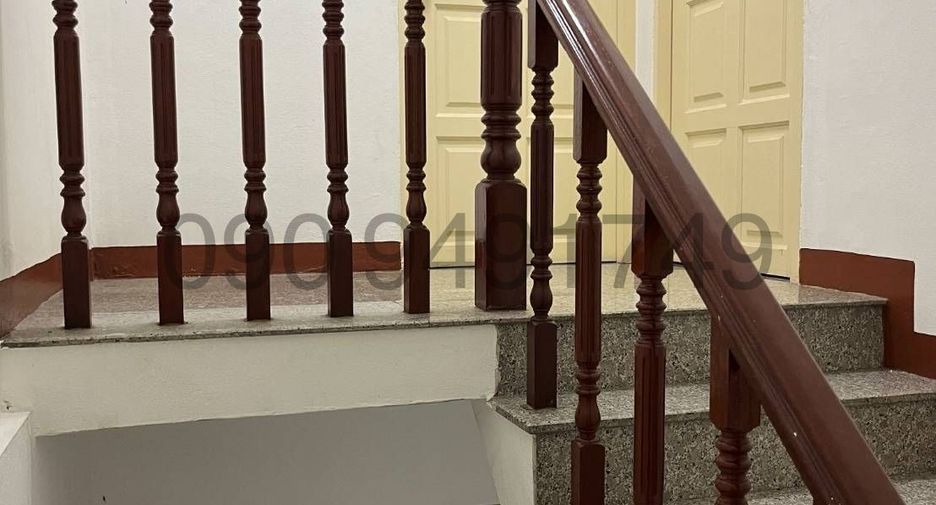 For rent 3 ベッドルーム townhouse in Rat Burana, Bangkok