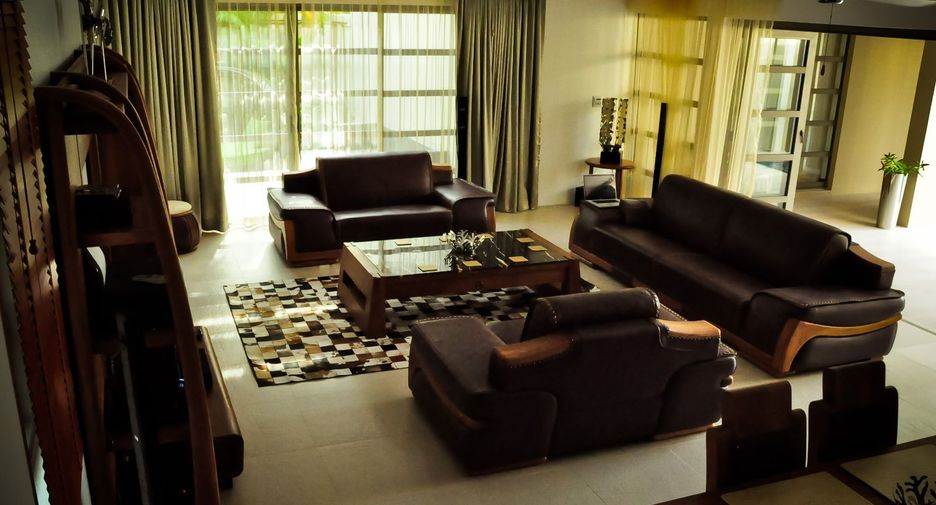 For sale 4 bedrooms villa in Thalang, Phuket