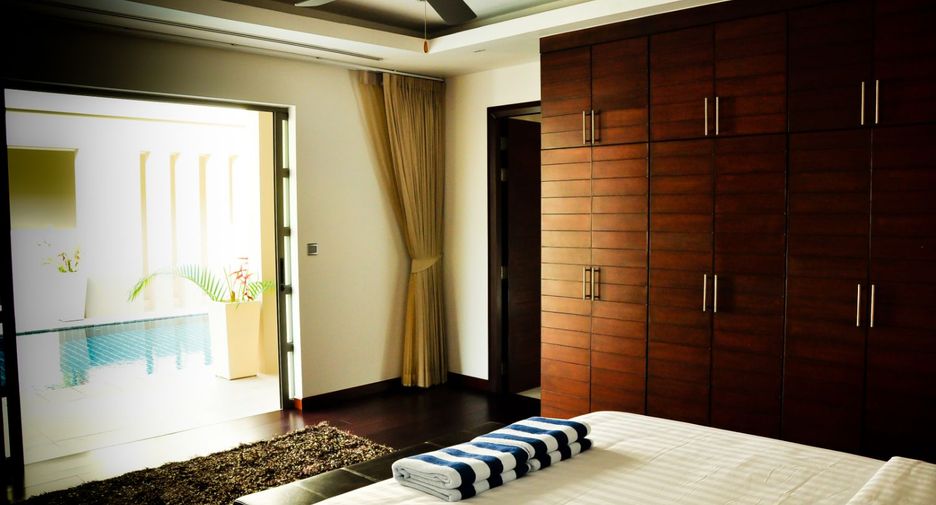 For sale 4 bedrooms villa in Thalang, Phuket