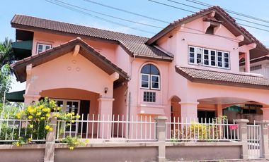 For sale 3 bedrooms house in Taling Chan, Bangkok