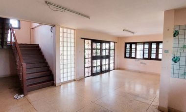 For sale 3 bedrooms house in Taling Chan, Bangkok