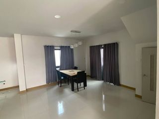 For rent and for sale 3 bed house in Mueang Chon Buri, Chonburi
