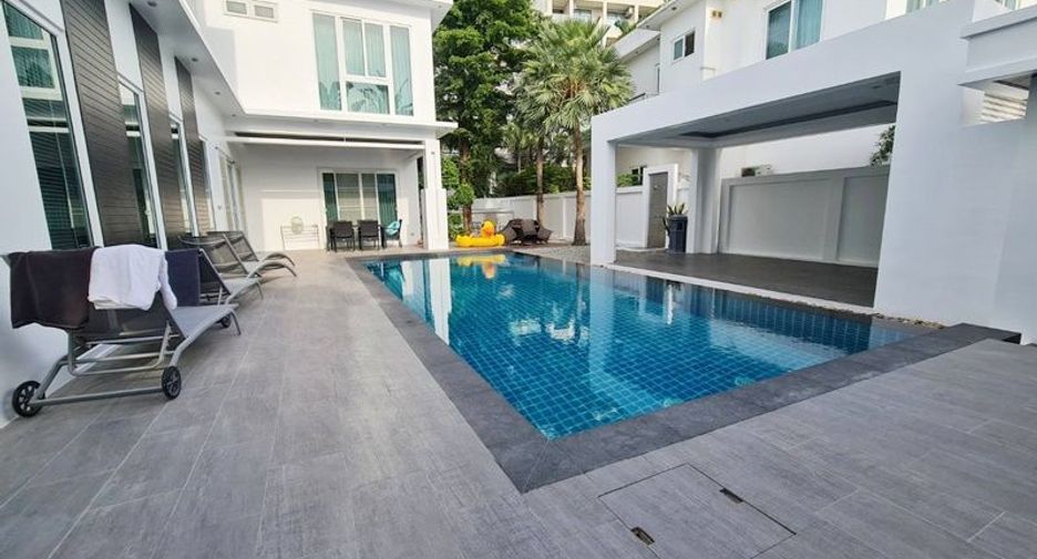 For sale 5 bedrooms house in Bang Lamung, Chonburi