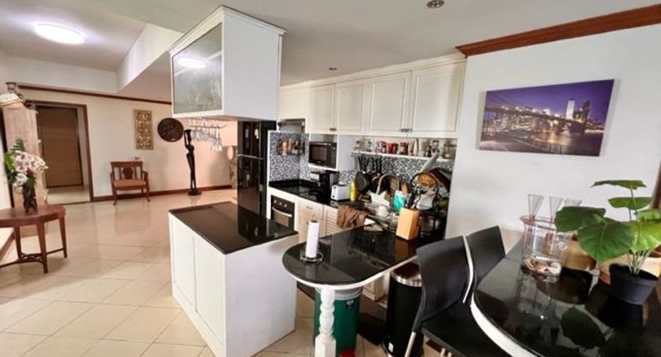 Wohnung zur Miete und zum Kauf mit 3 Zimmer in Sattahip, Chonburi