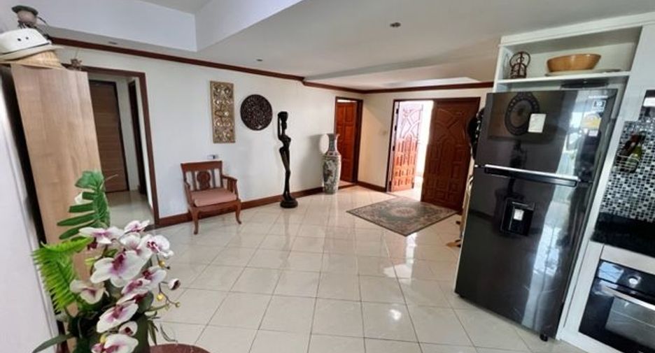 Wohnung zur Miete und zum Kauf mit 3 Zimmer in Sattahip, Chonburi