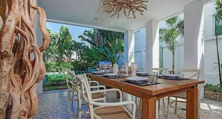 Villa en alquiler de 4 habitaciones en Mueang Phuket, Phuket