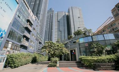 For rent and for sale 6 bed office in Huai Khwang, Bangkok
