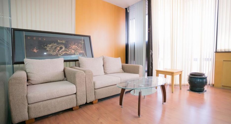 For rent and for sale 6 bed office in Huai Khwang, Bangkok