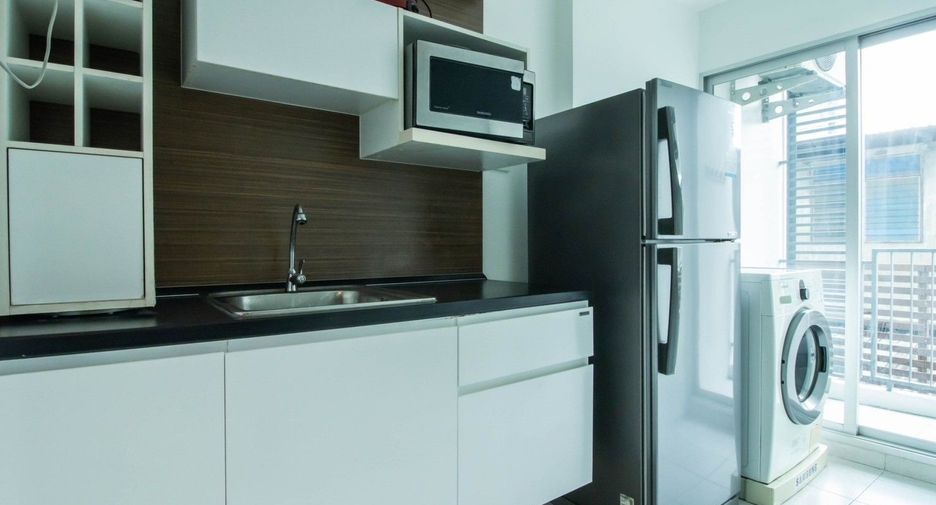 Продажа 1 кровать кондо в Пхра Кханонг, Бангкок