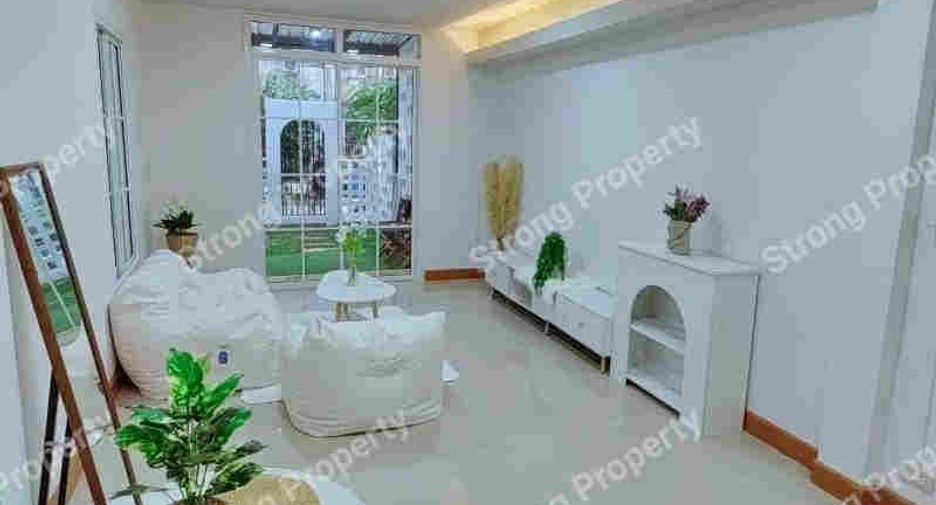 For sale 3 Beds townhouse in Lam Luk Ka, Pathum Thani