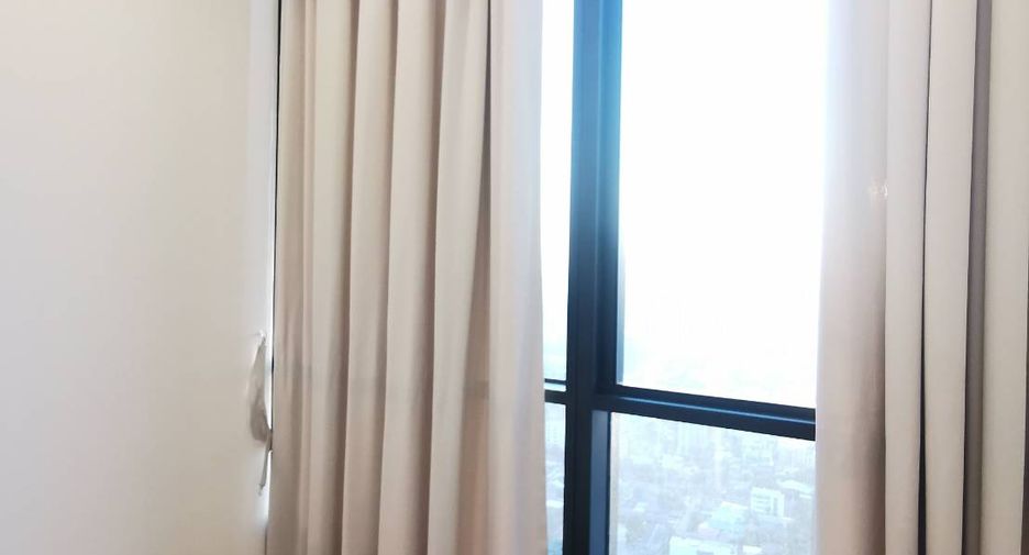 Condo en venta de 3 habitaciones en Khlong Toei, Bangkok