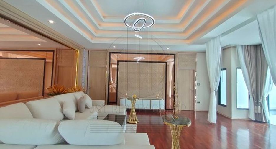 Casa en venta de 3 habitaciones en Bang Lamung, Chonburi