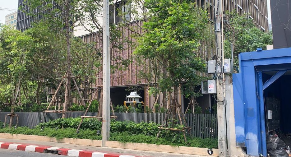 出售 土地 在 Khlong Toei, 曼谷