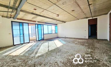 For sale 3 bed condo in Yan Nawa, Bangkok