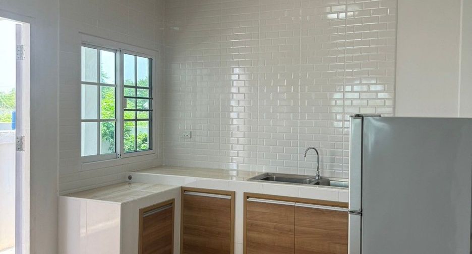 For rent 3 bedrooms house in Doi Saket, Chiang Mai