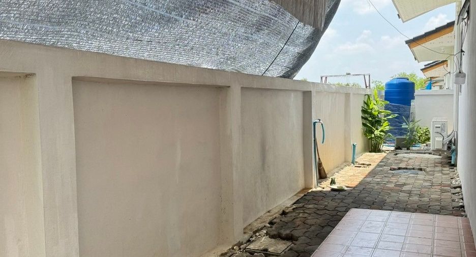 For rent 3 bedrooms house in Doi Saket, Chiang Mai