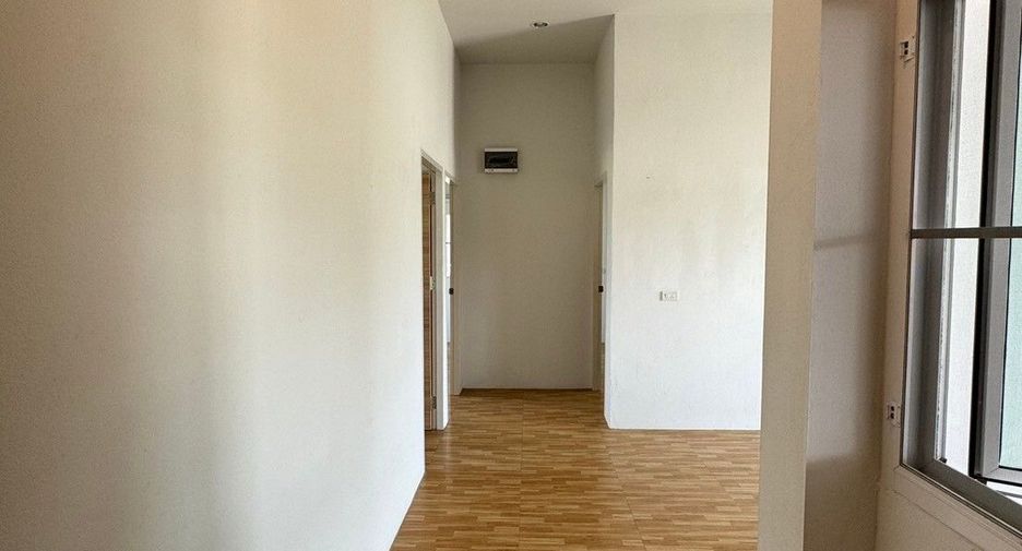 For rent 3 bedrooms house in Doi Saket, Chiang Mai