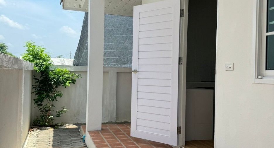 For rent 3 bedrooms house in Doi Saket, Chiang Mai