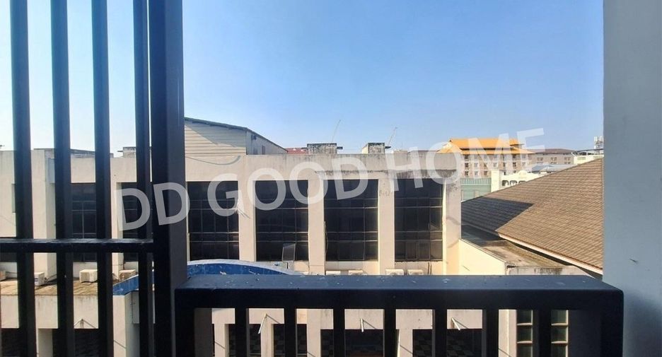 For sale 1 bed condo in Khlong Luang, Pathum Thani