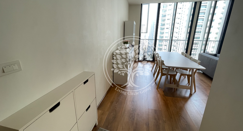For rent 2 bedrooms condo in Khlong Toei, Bangkok