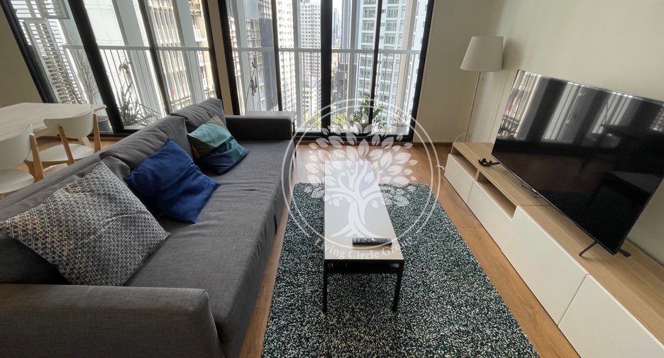 For rent 2 bedrooms condo in Khlong Toei, Bangkok