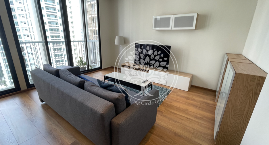 For rent 2 bedrooms condo in Khlong Toei, Bangkok