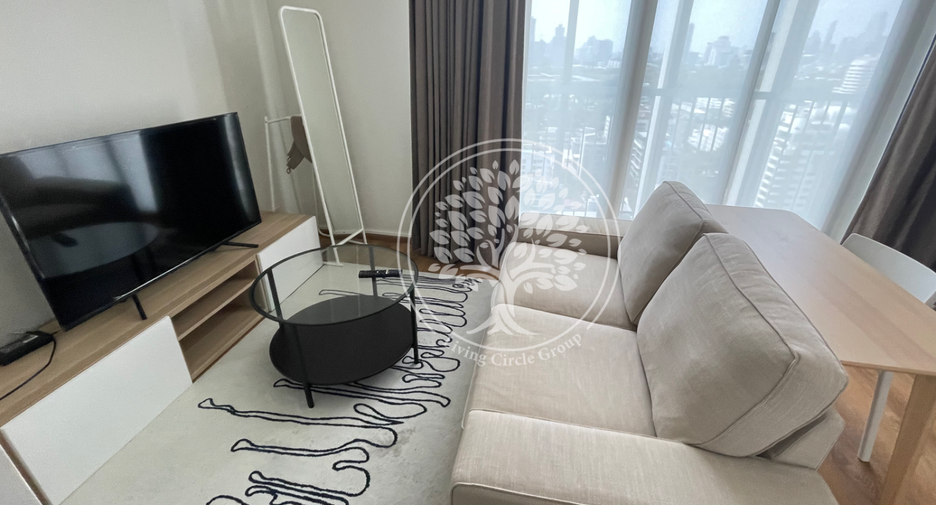 For rent 2 bedrooms condo in Khlong Toei, Bangkok