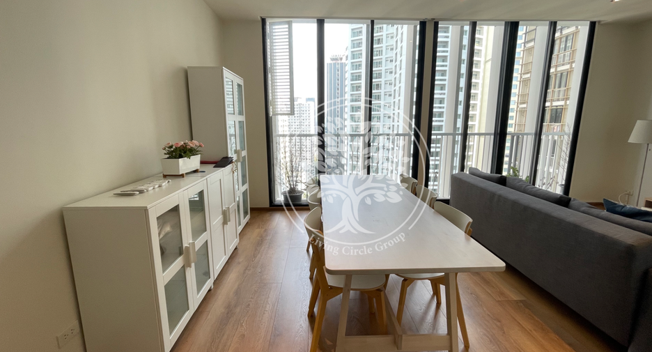 For rent 2 bedrooms condo in Khlong Toei, Bangkok