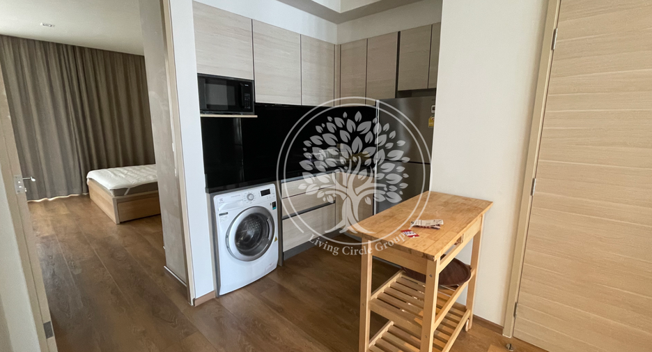 For rent 2 bedrooms condo in Khlong Toei, Bangkok