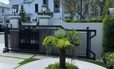 Аренда и продажа 5 спальни дом в Сапхан Сунг, Бангкок