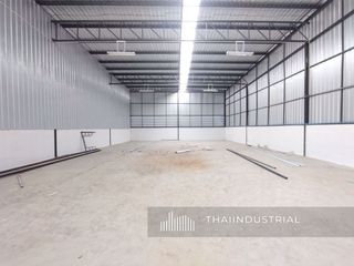 出租 仓库 在 Mueang Samut Prakan, Samut Prakan