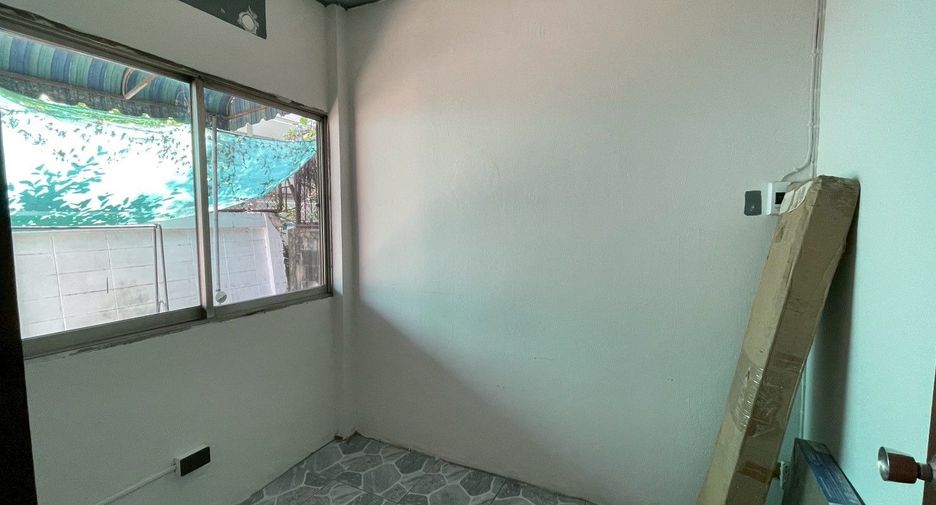 Casa adosada en alquiler de 2 habitaciones en Pathum Wan, Bangkok