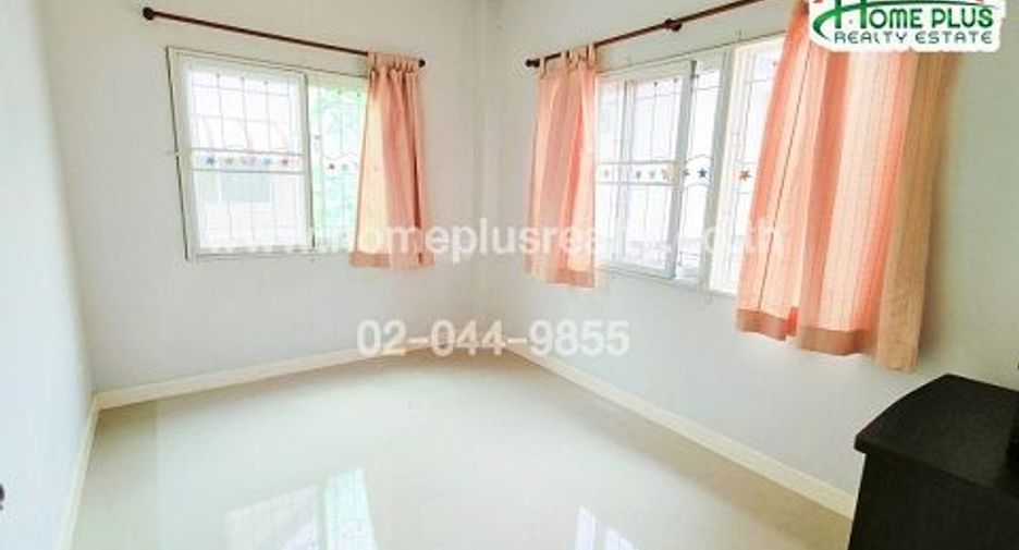 Reihenhaus zum Kauf mit 3 Zimmer in Lam Luk Ka, Pathum Thani